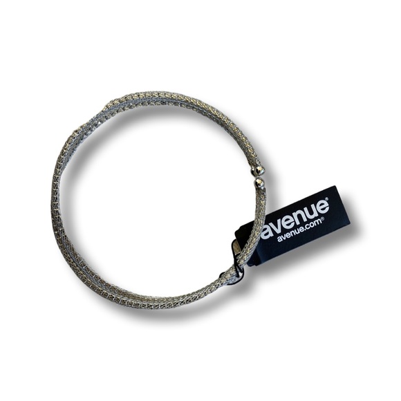 Silver - Picture 1 of 1